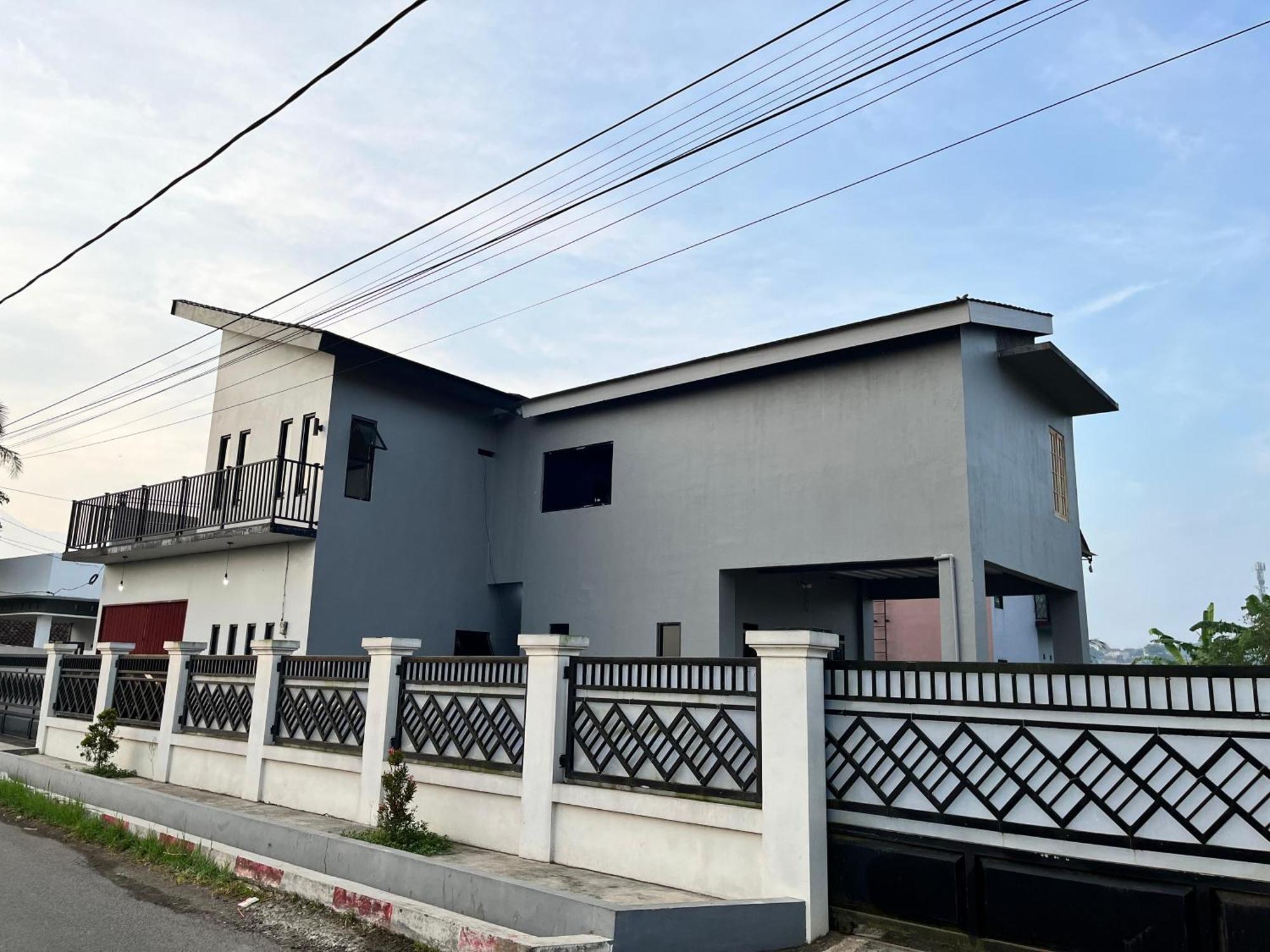 Villa Cassandra Cigombong 외부 사진